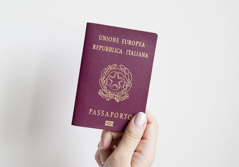 Passaporti che “contano”: quello italiano è tra i più “potenti” al mondo