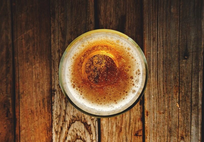 Birra, il comfort drink trasversale adatto in ogni stagione